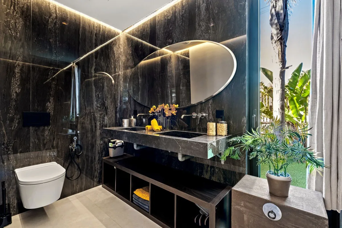 55d2ec95-b185-45ed-9906-8dd21a0e433c