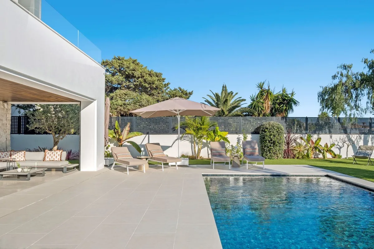 8bf91dd8-1653-4439-8abb-c37fde0e6b23