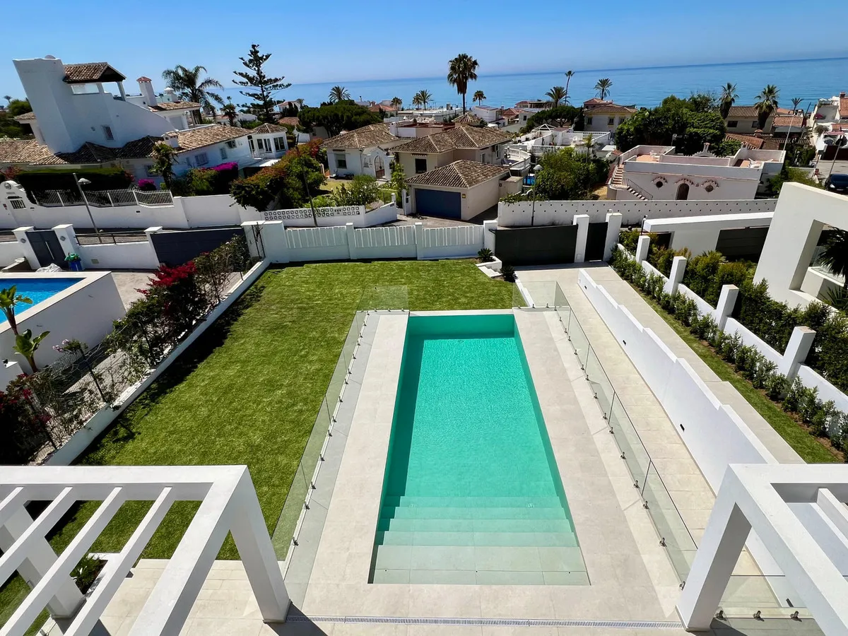 a8e6f2b4-53e3-4dfd-9d25-a23eced0c44a