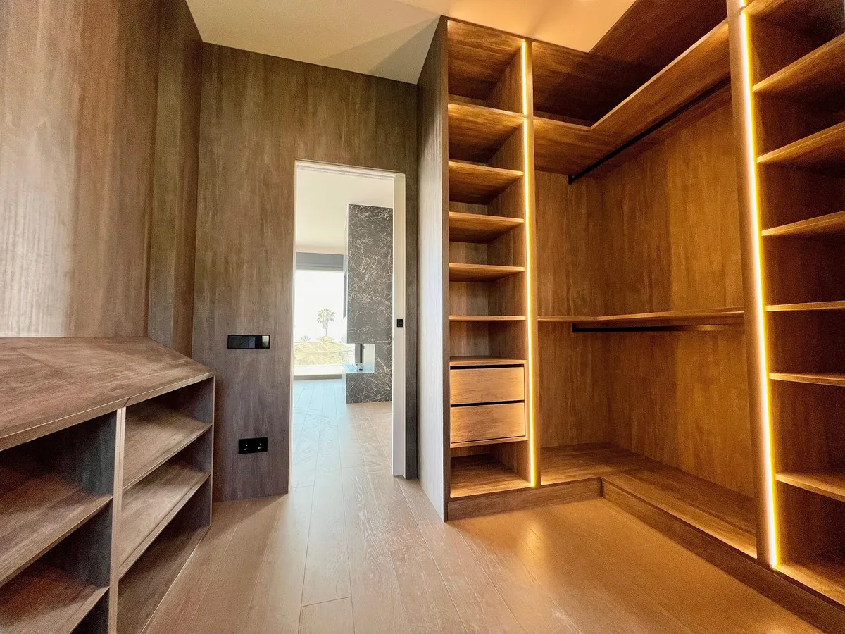 f6c6c928-b5eb-47bb-833c-cd336ae4cd34