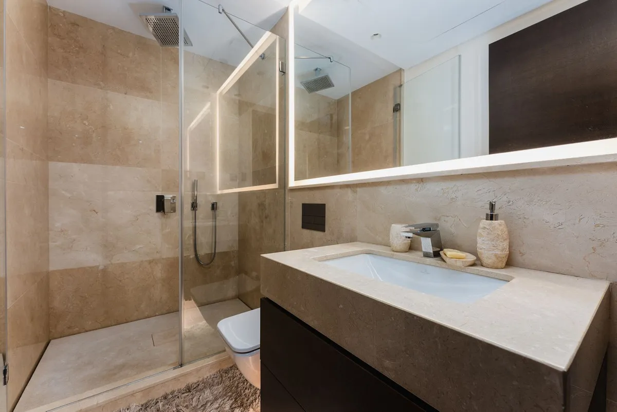 2c938eb9-71fe-43b8-923e-8317af44a246