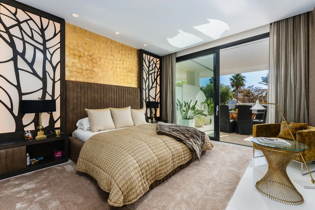 af2a31fe-3541-4228-b495-57f8c1413824