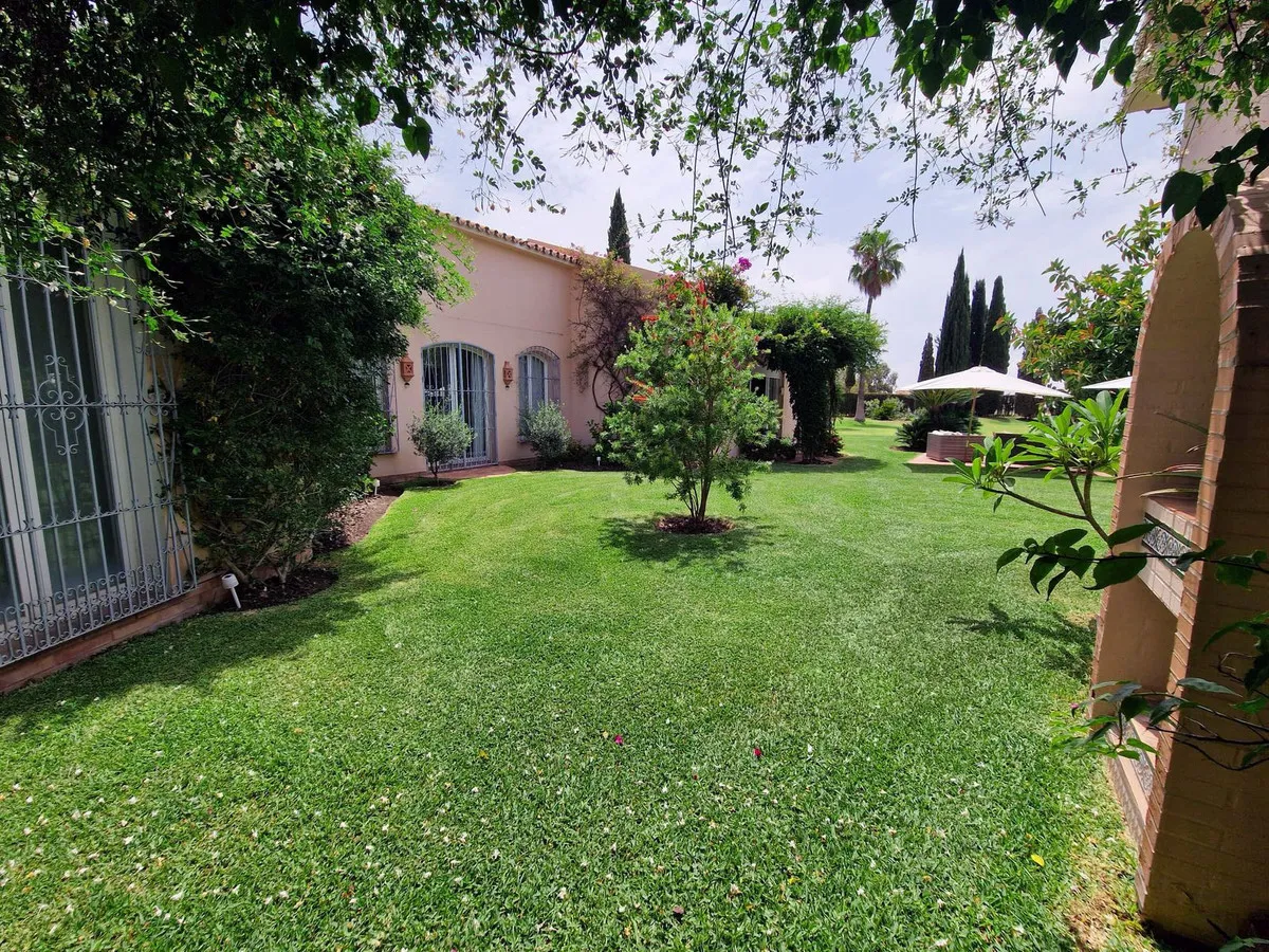 ebd2e113-c69e-4e8c-b71c-314c5f93f2cd