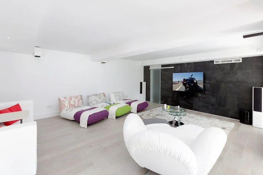 4fda8fee-ea91-4ee5-a2a8-40383f2ee1c5