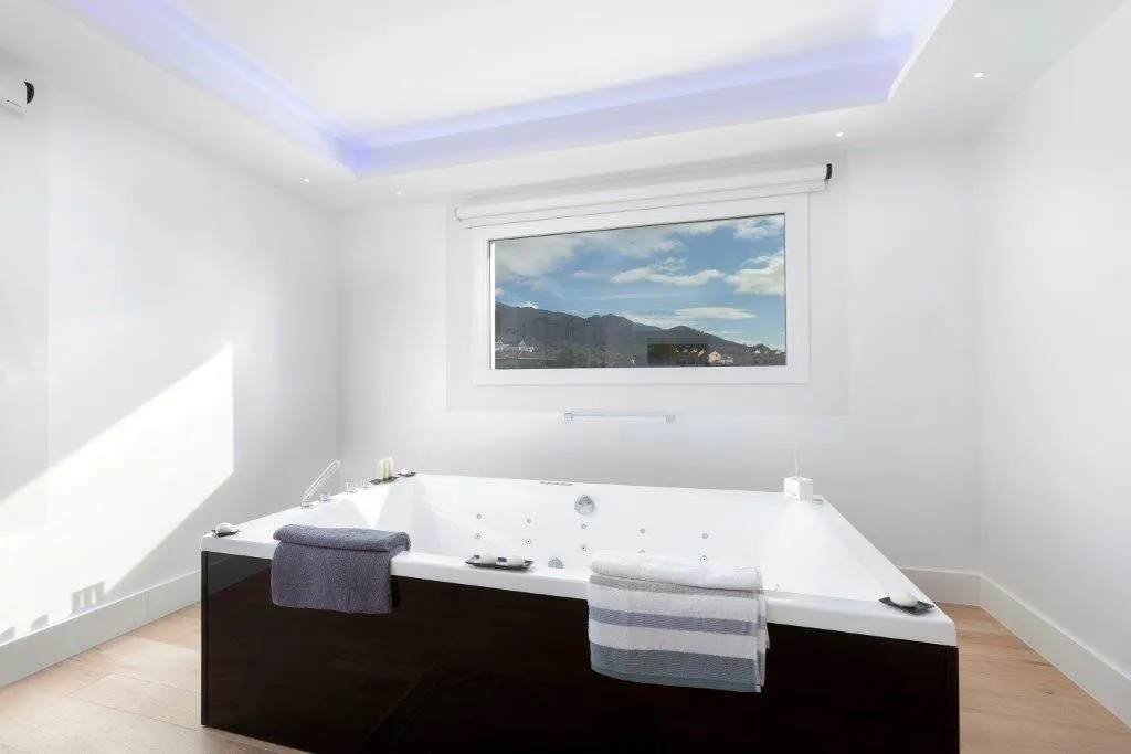 dcb96330-1f58-422d-bc42-65ceb0aa09f0