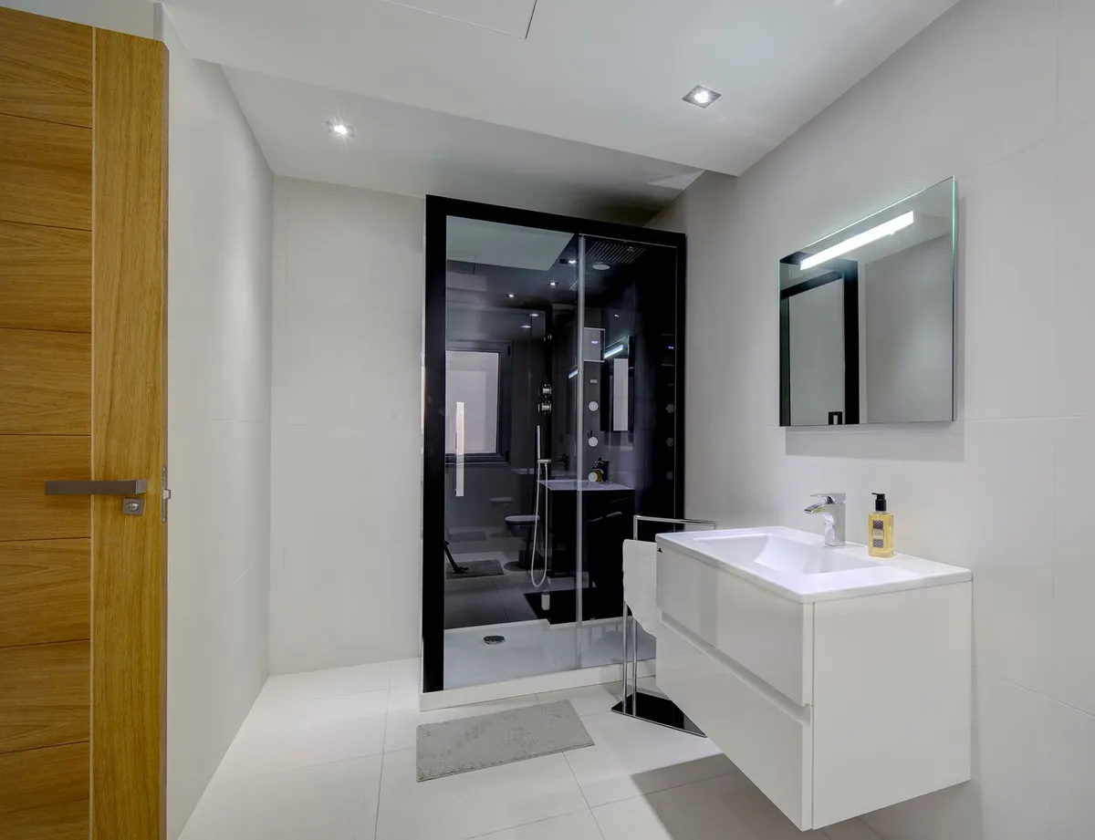 3875c895-ec82-48b1-ab9a-c95f163c19cc