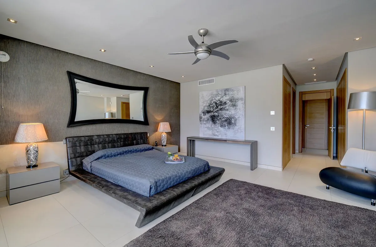 e22de961-1fa9-4efc-b7b0-64f976291c78