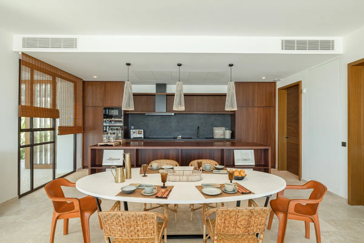 02002a86-0cd9-48b8-b39d-0a638df4e20b