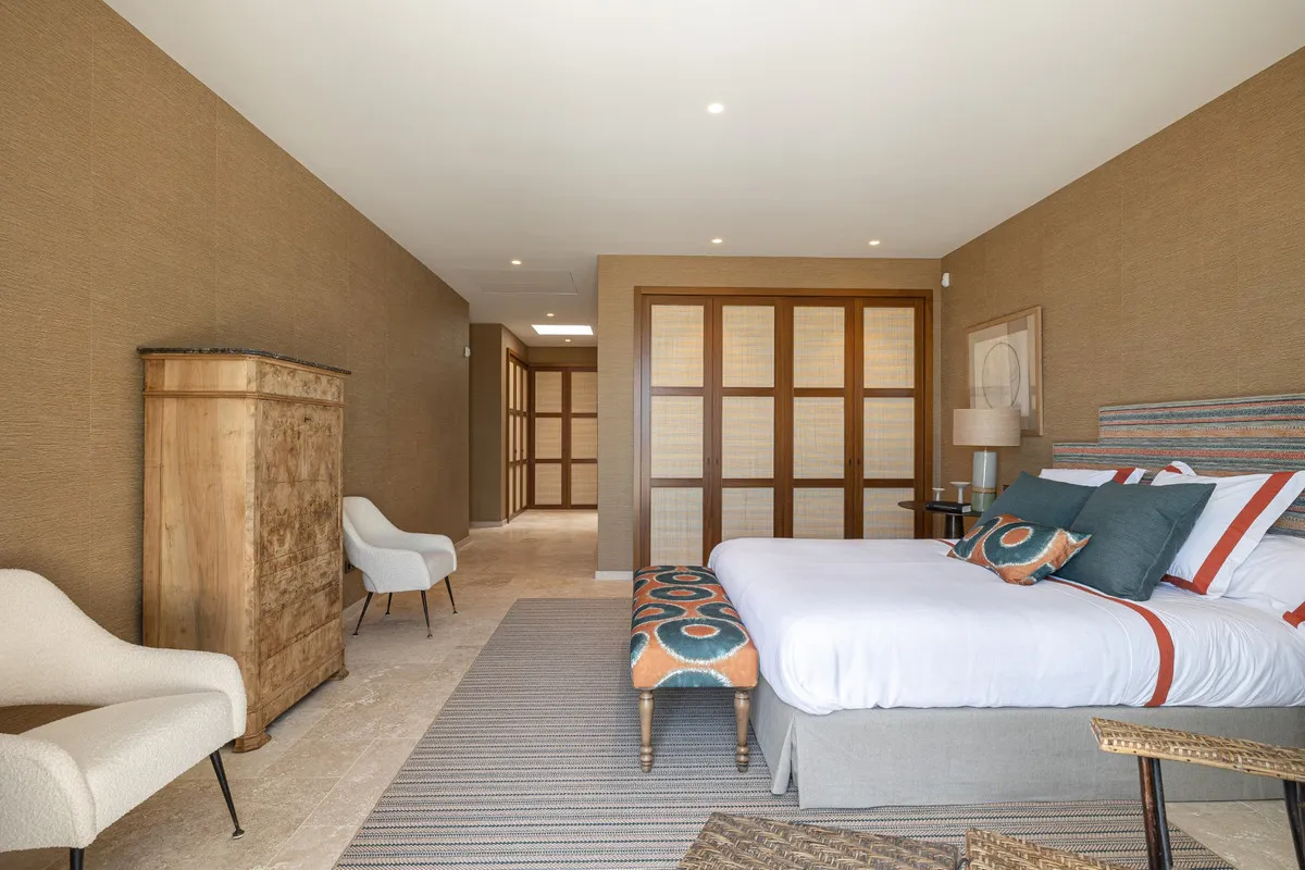 07ebbc5d-a4b5-44ac-b060-e59abb45a069