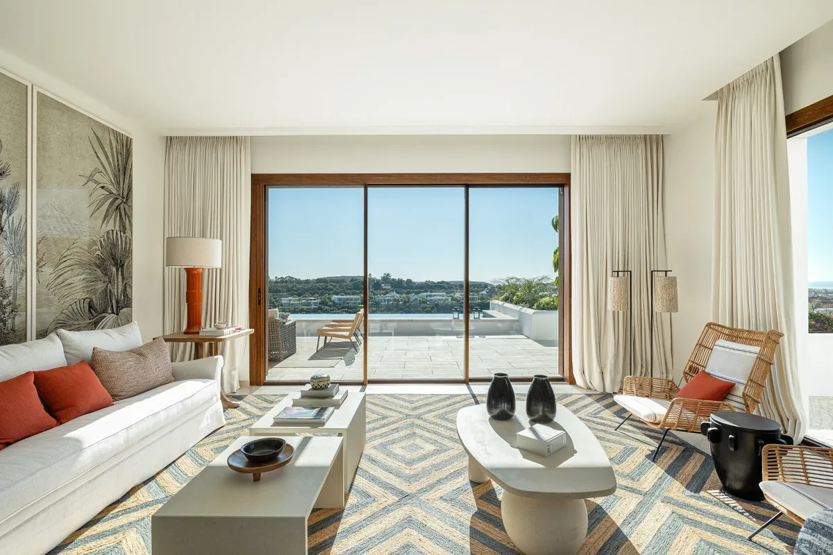 0cf36916-1304-4d93-8b81-d3f7606039d0