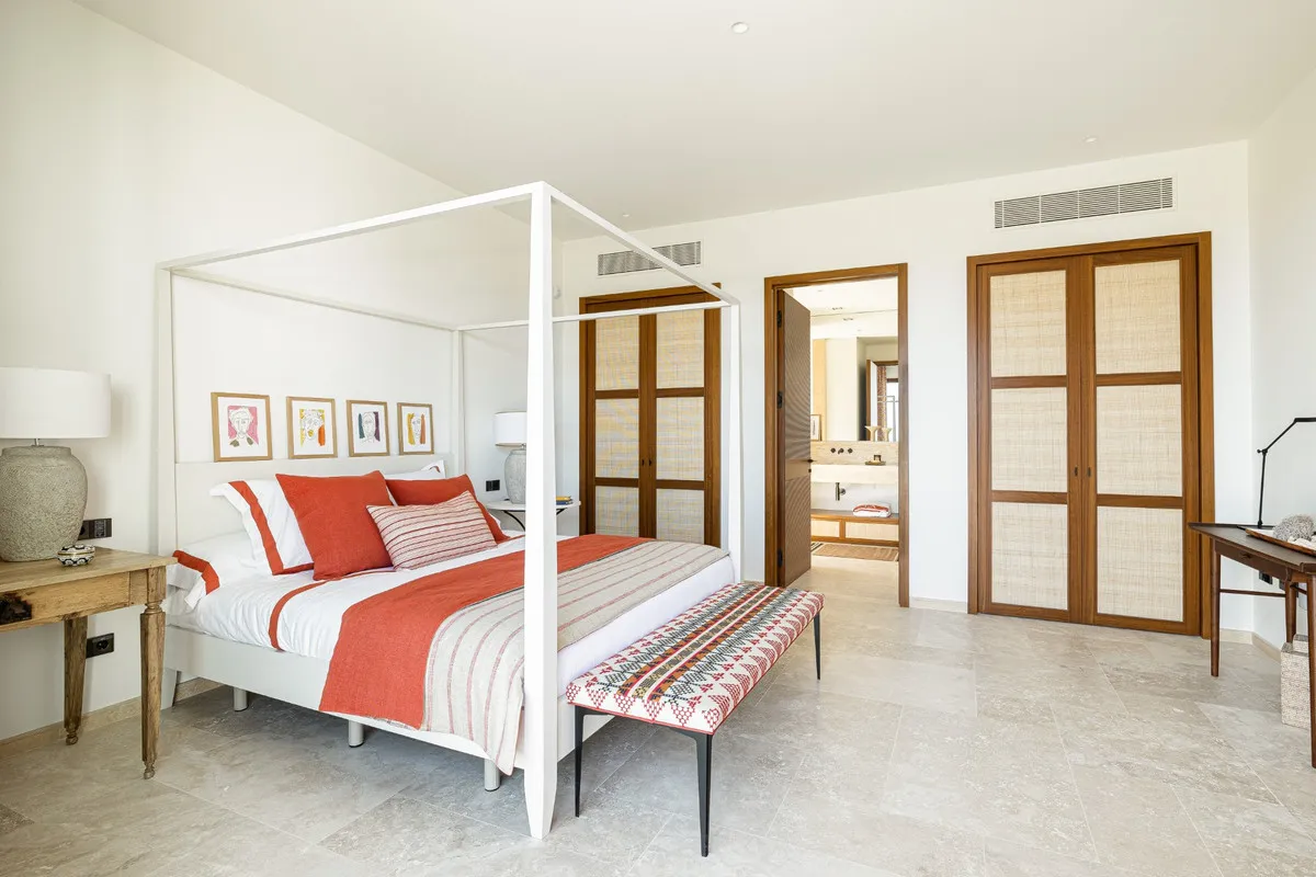 979980b5-71aa-487e-a87d-9cb8ae16f55e