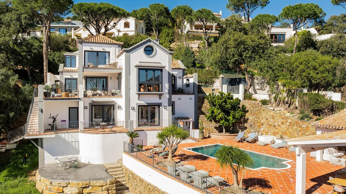 7f326d8e-8860-4637-b005-af238be9fed1