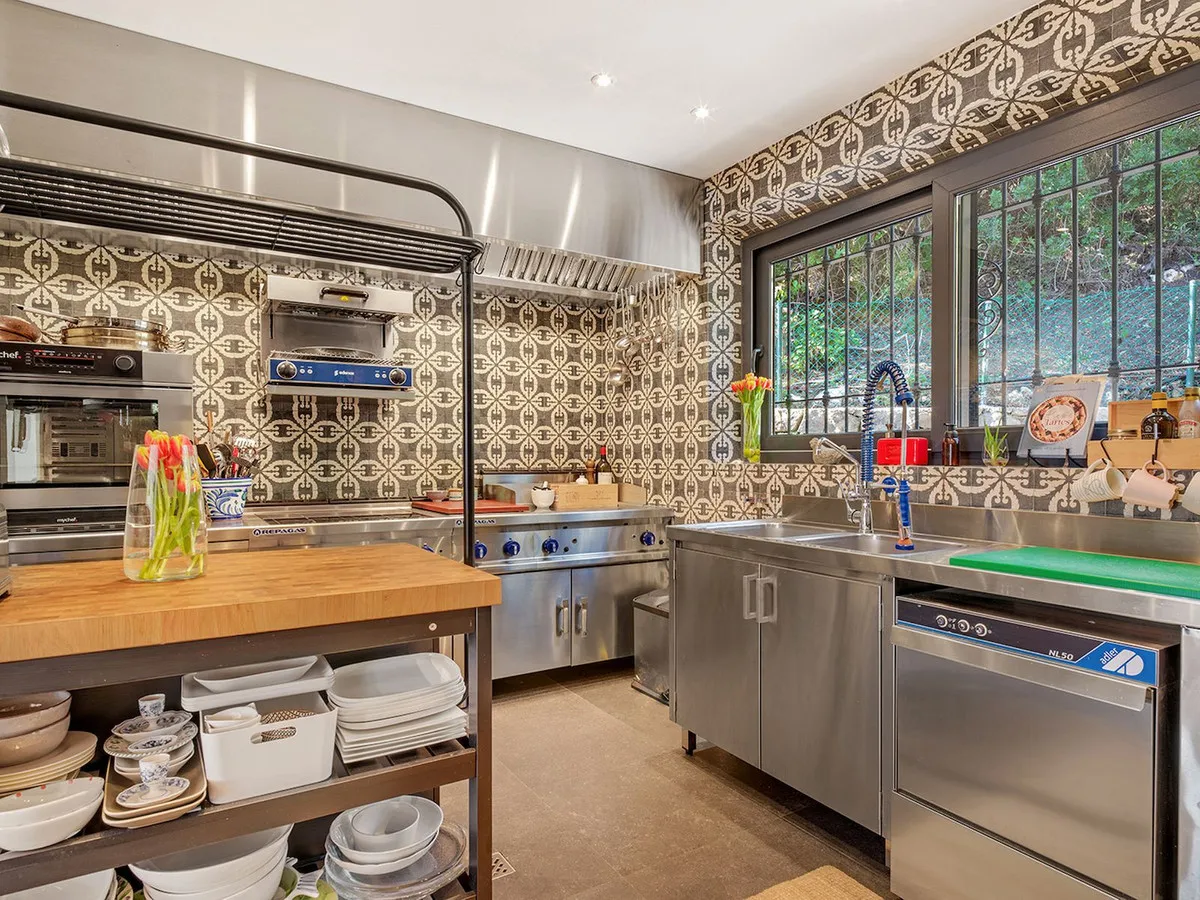 9662e1a2-ff6a-455f-9f40-f59c547a46cc