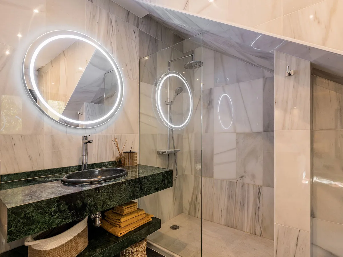 c6920288-93a1-4cca-b6c9-d80d16f1e578