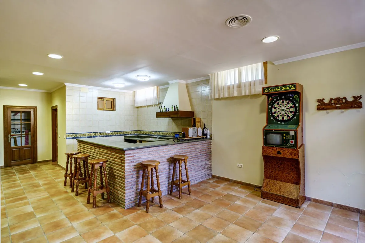 e4c60258-f0a9-4f49-aee2-4aaa1b382ce9