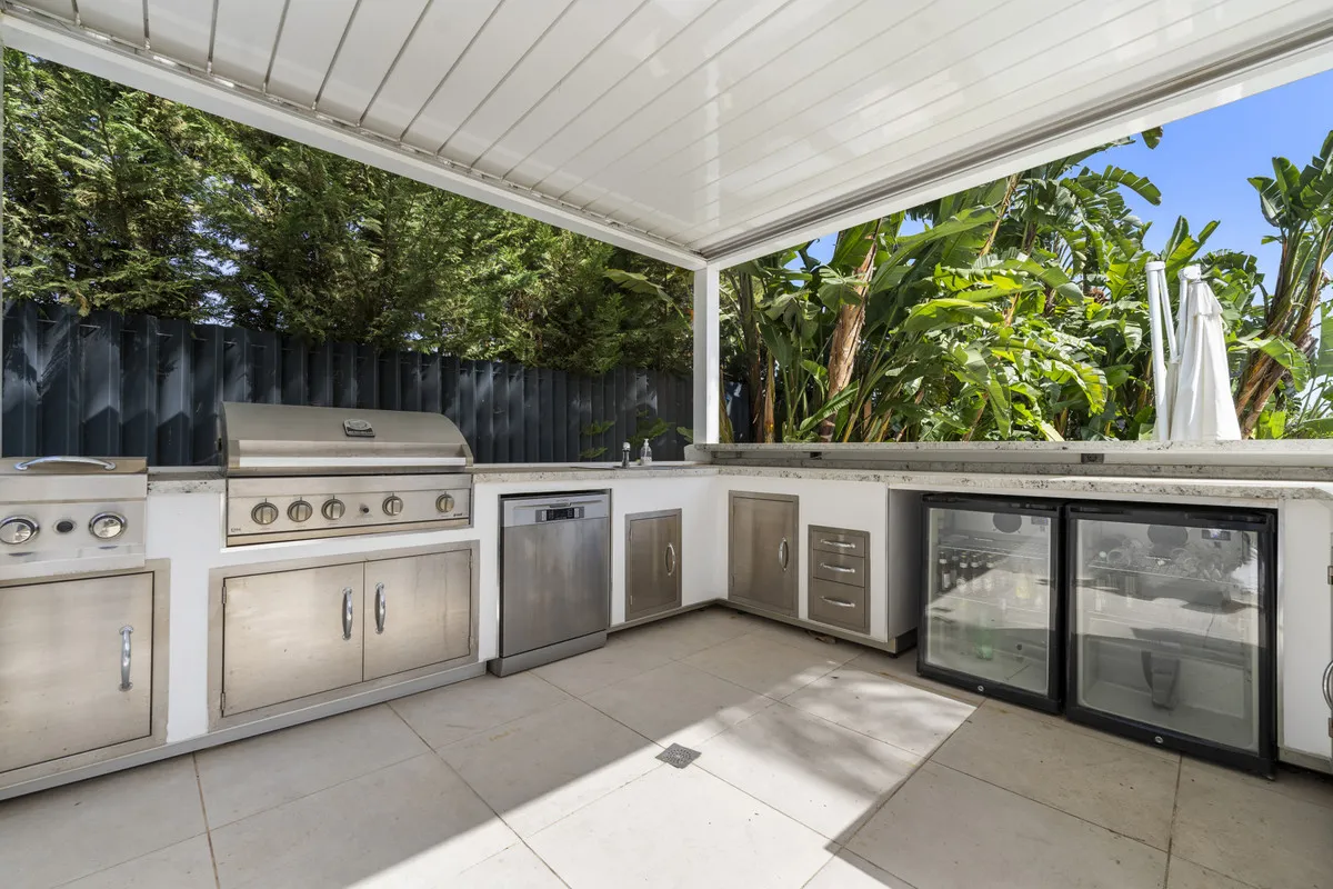 42cfb9a7-e08a-4297-9122-26ac31a898ee