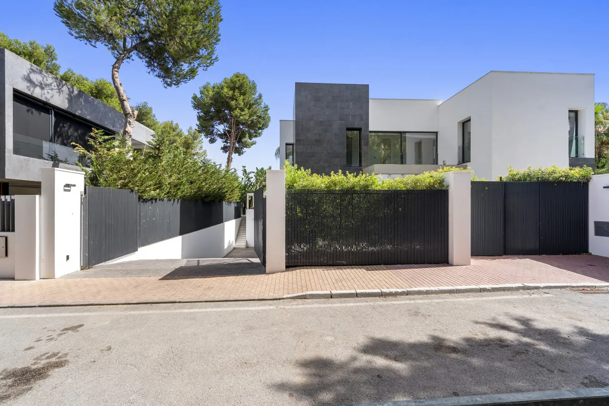 987a15f7-a199-4e69-bb03-8e55d7a7ae93