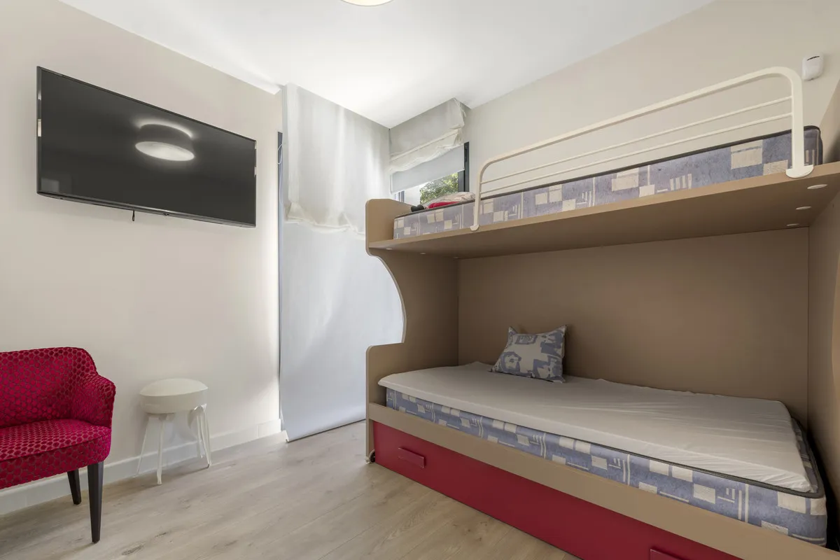 d4ef32ed-0cc2-4a11-8ddc-95ac9cea581b