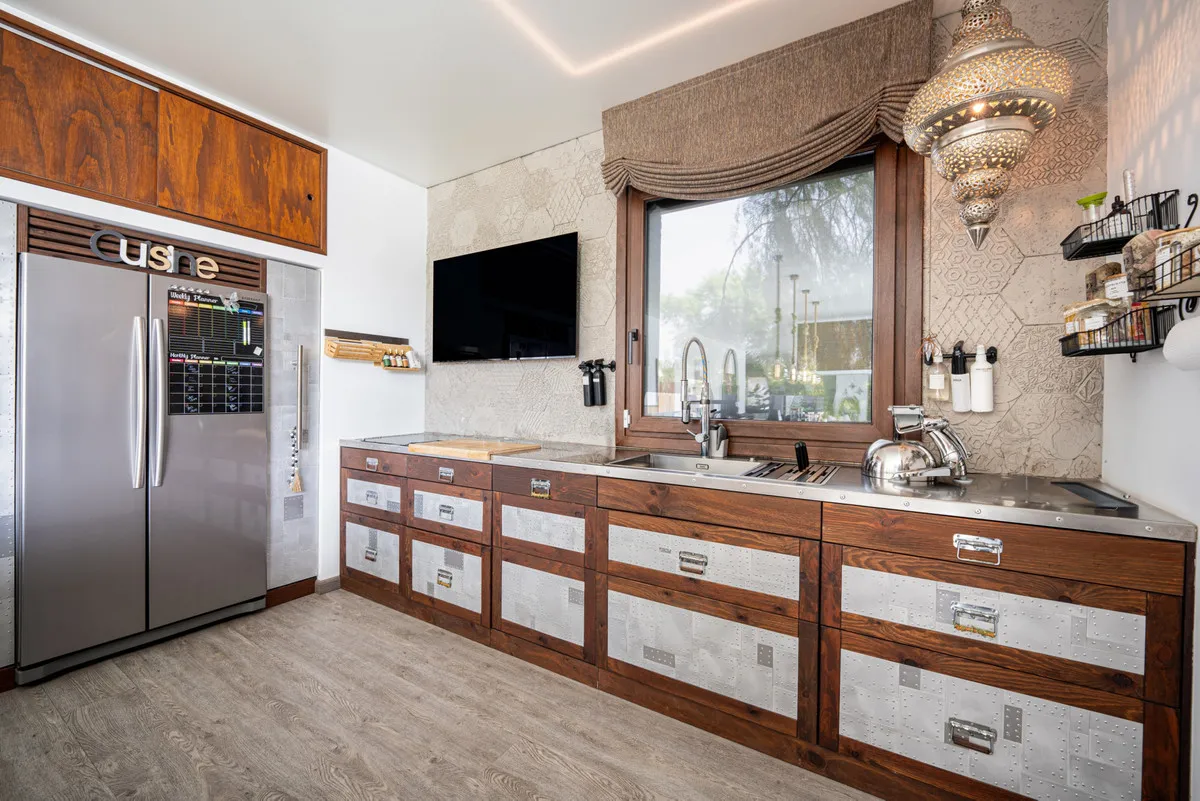 0d531fec-5ab1-43ca-afee-fa59d7c1145a