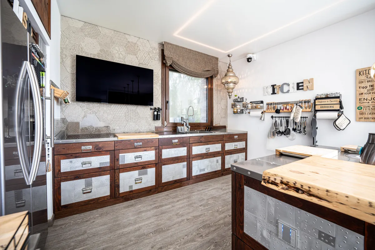 4e1aaebd-5c3f-44fc-b09b-ed8f92d74c35