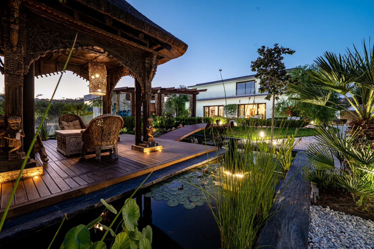 84a68475-5a5a-4375-84bc-b772514e8e9b