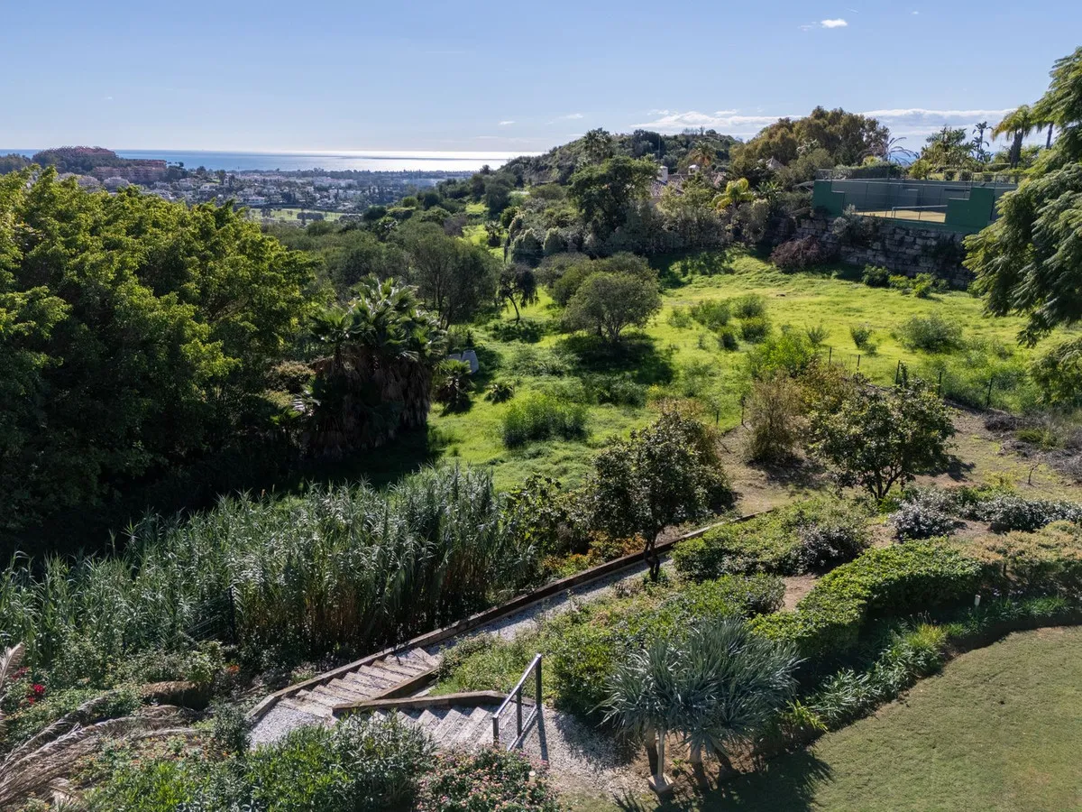 a28cce14-204e-4086-b40c-0982e6837fa9