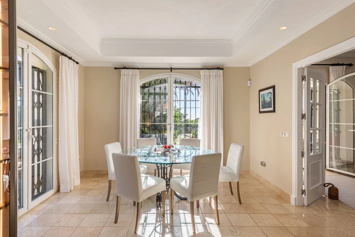 c9f821ed-9b52-4480-94d9-1a19cff451d6