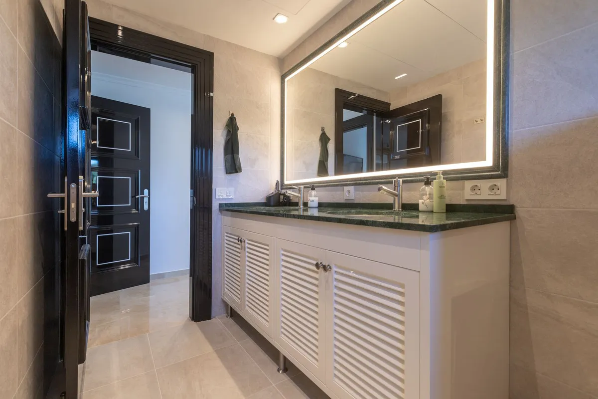 6b4719d5-707d-42fa-84f7-8b6cd879d060