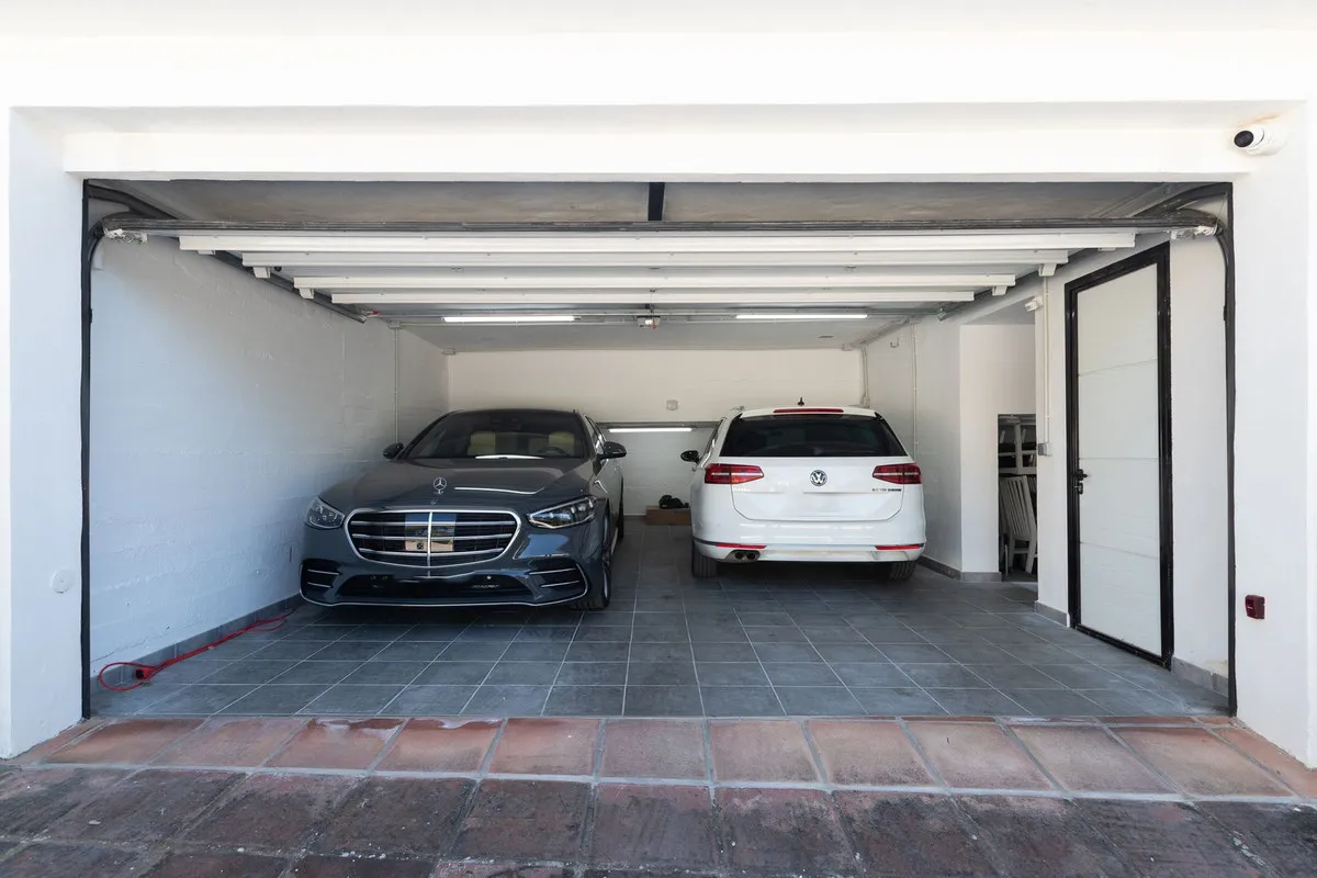 d2e6004d-261e-4a9c-93a3-8d538488d8c0