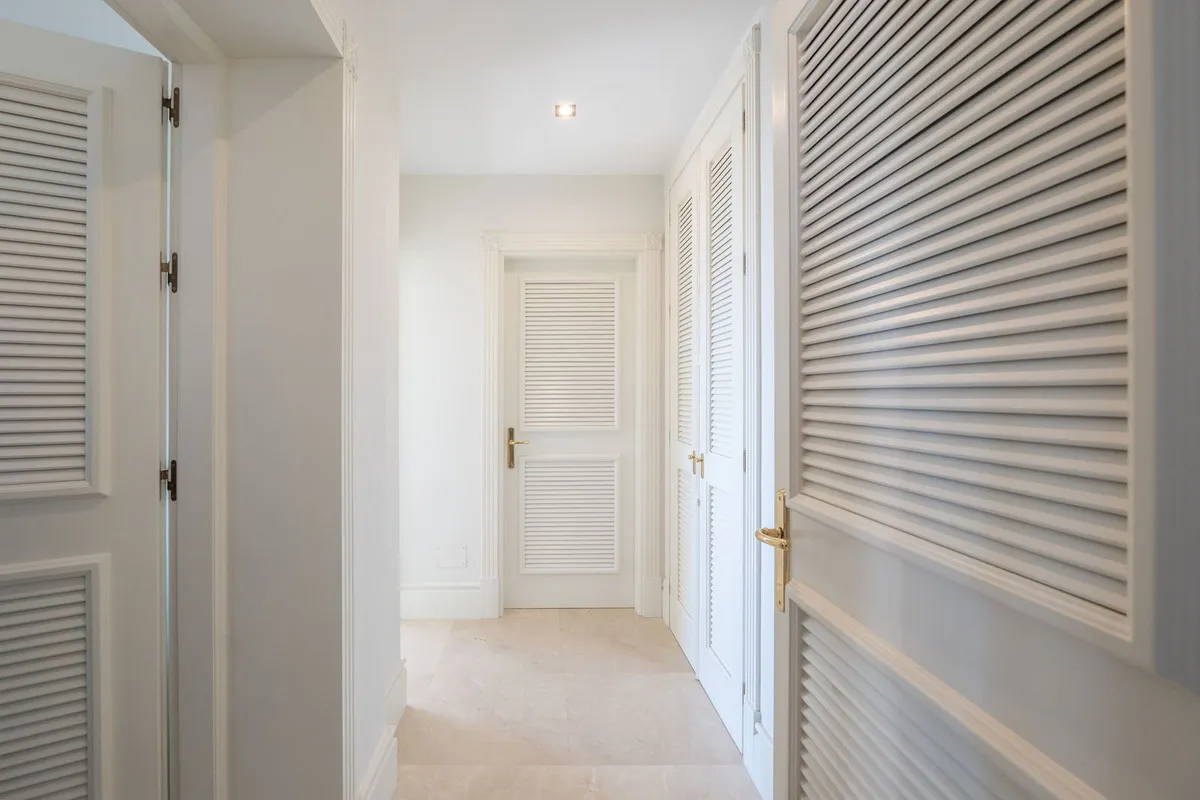 6896dce6-6434-4ed1-8529-4298d98b2052