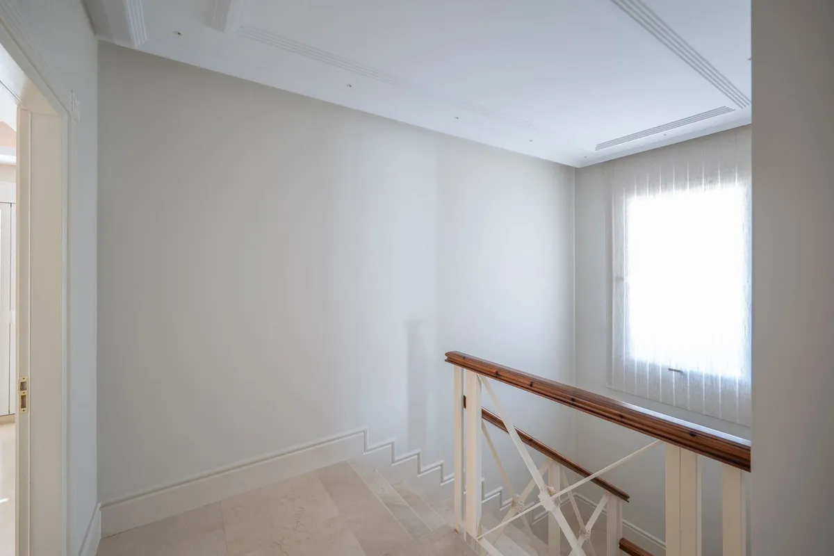 75007051-a8e3-4c59-8342-9ce1a35bf309