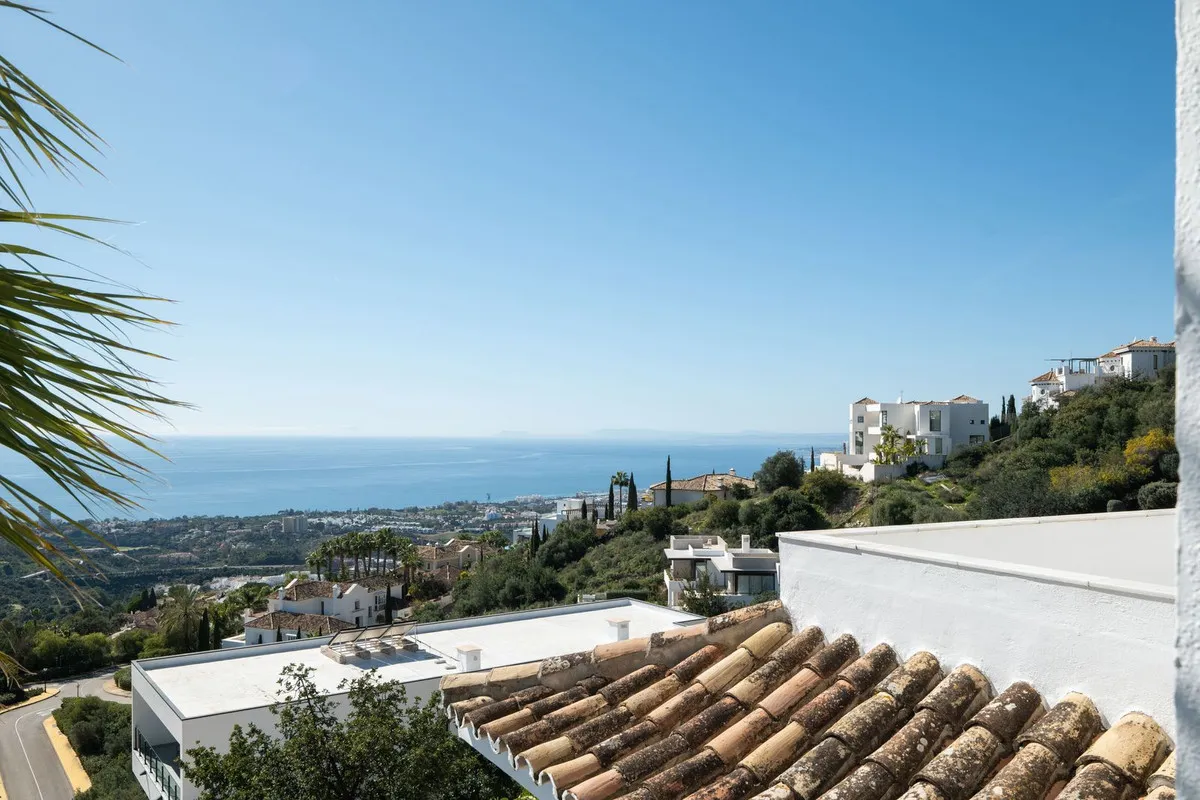 9937b2ca-a6c6-4633-8a6e-4057d2739dba