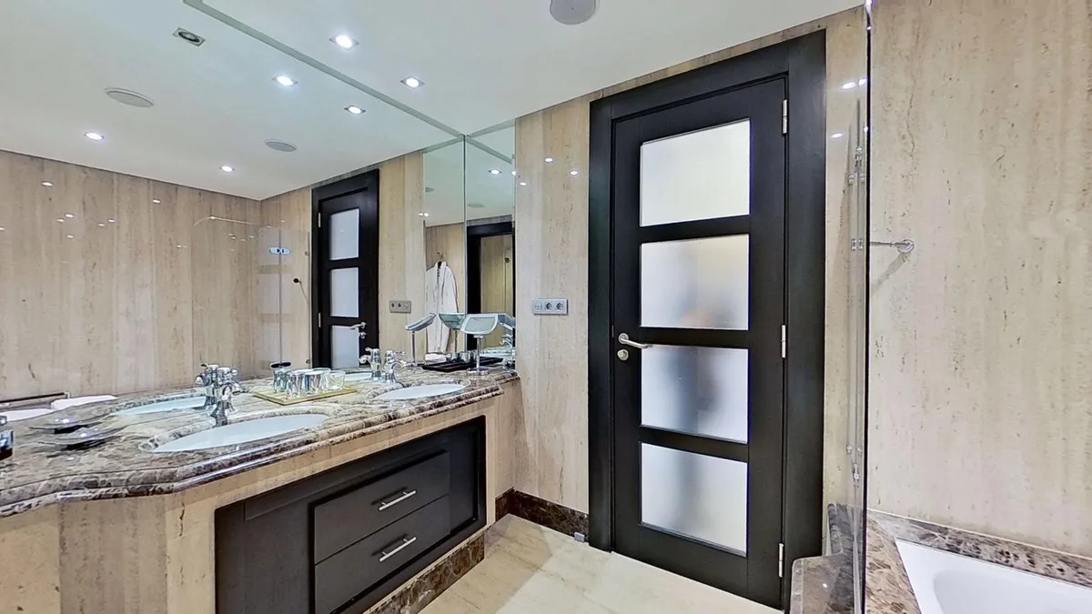 803c398d-7dee-4d5e-a546-e9d53f91bb9e