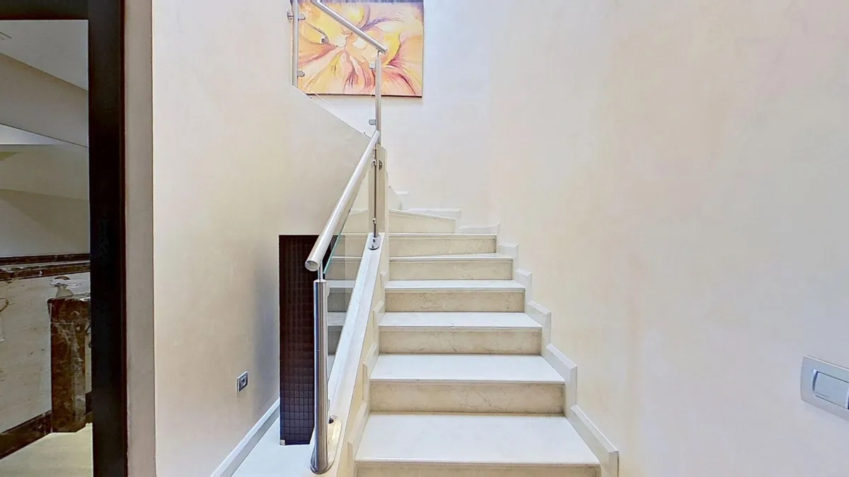 e28c37f8-1763-46c8-bad4-7a60ab5b179c