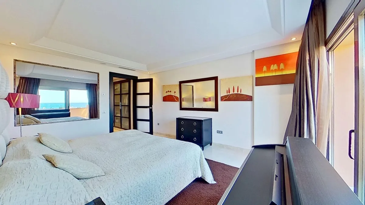 f0456fc3-8a71-4391-bd7a-21bbbe086906