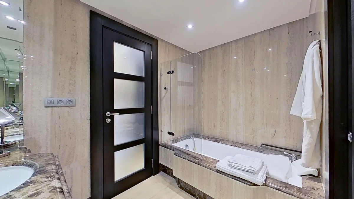 fd1e8803-4e75-41ee-a146-358696f9ea17