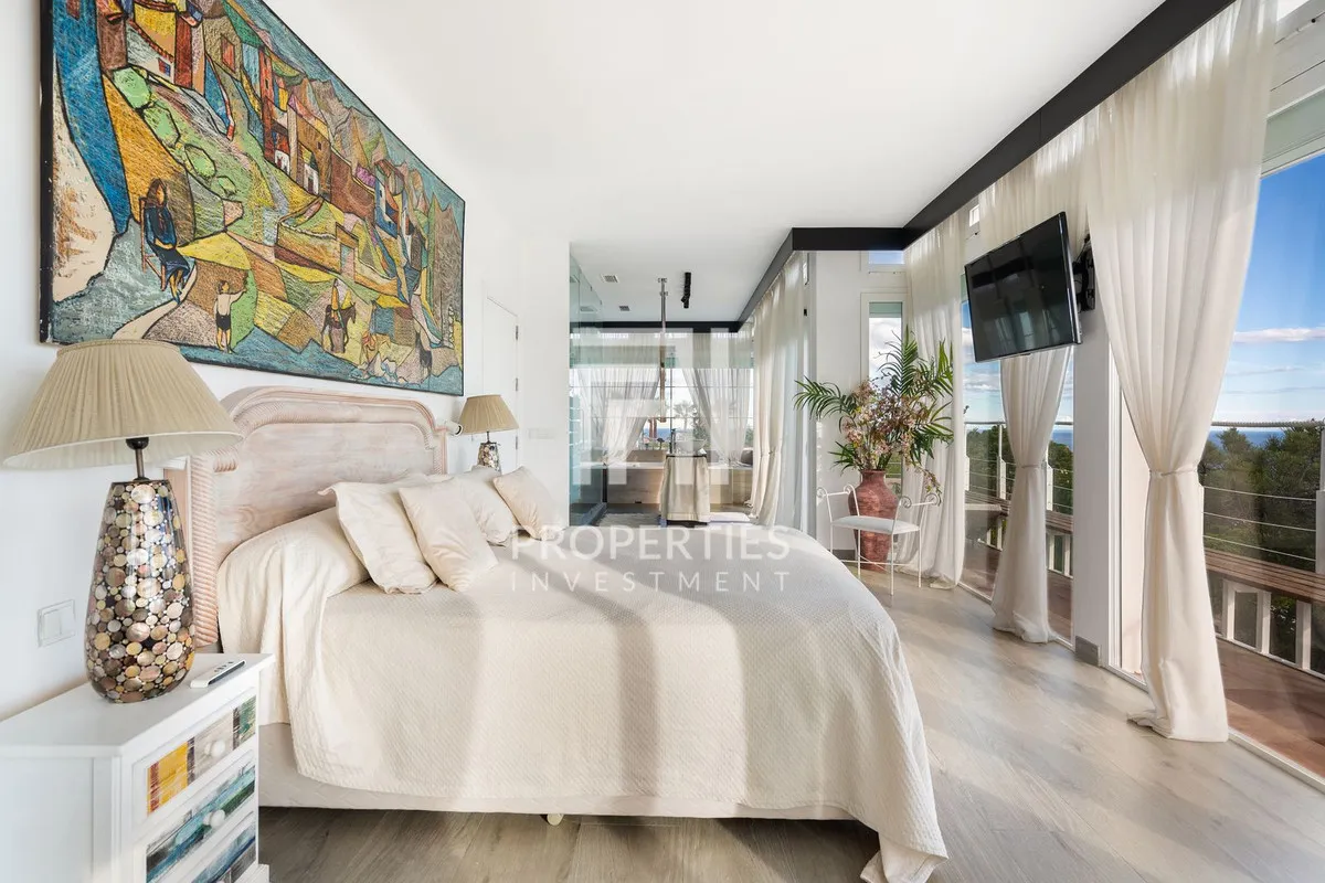 1ae04219-3aba-4538-b734-774e00a2cda2