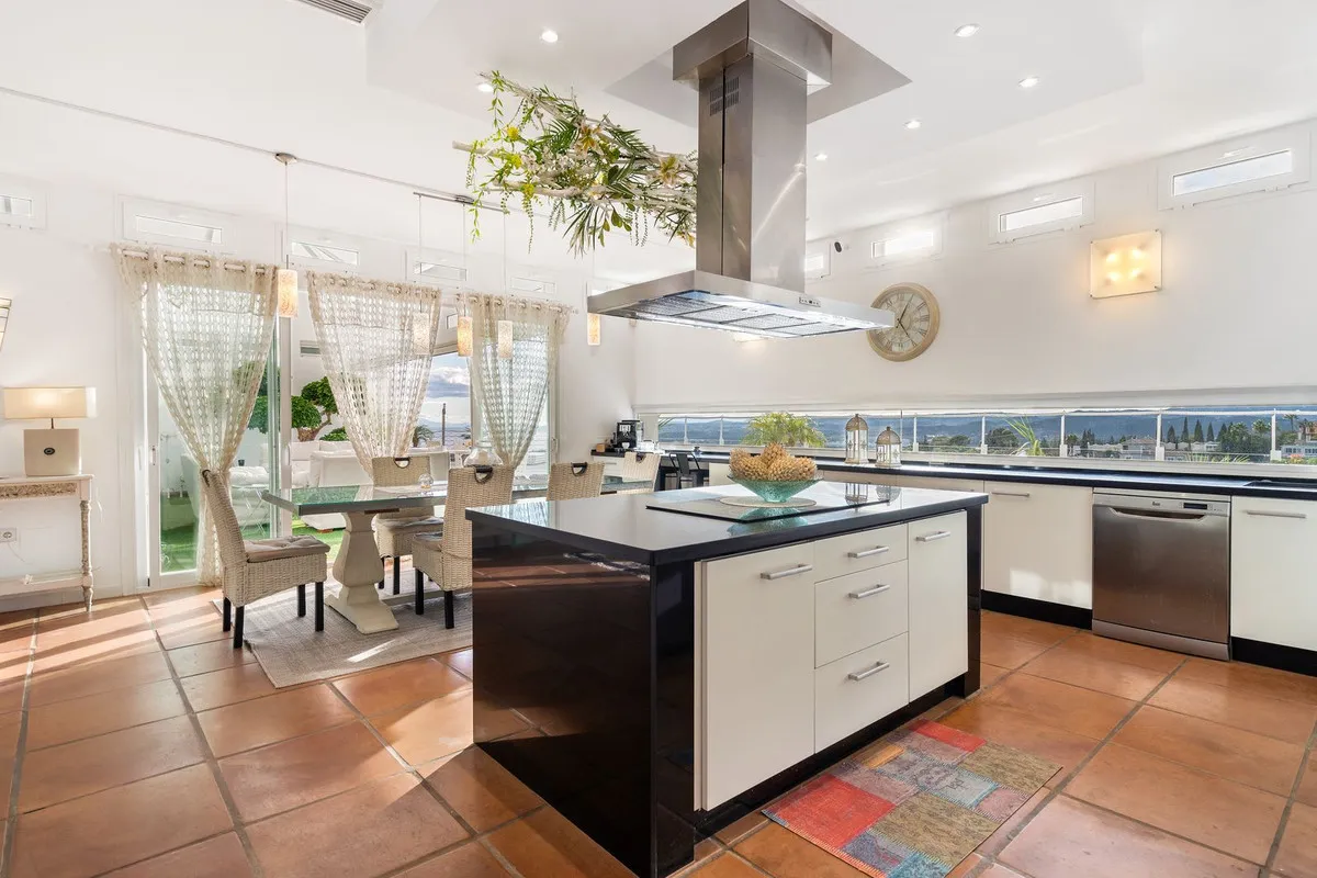 4dba411f-5322-41cd-a2a5-e171b1fbb0c7