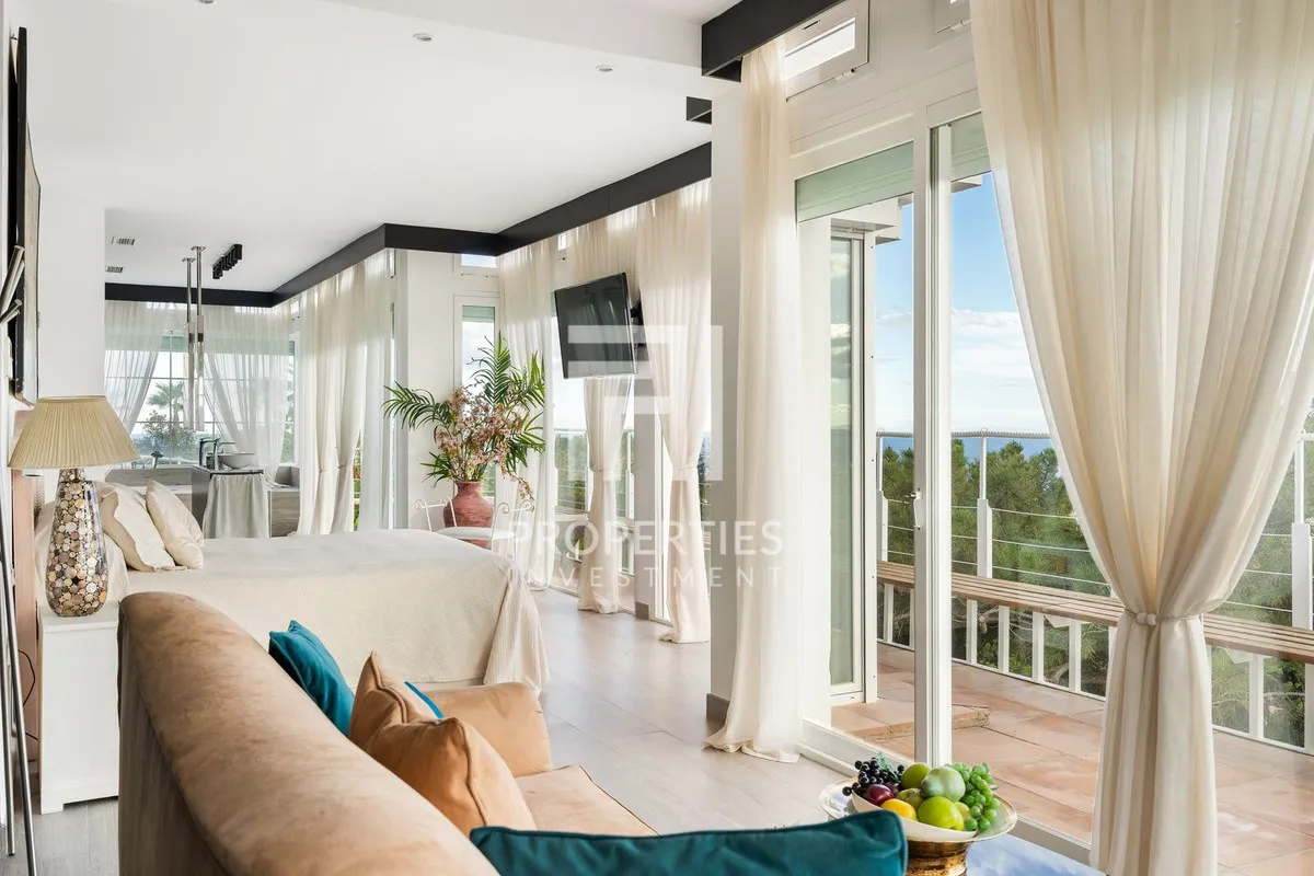 581c2315-133f-4bff-8814-1fce127421d1