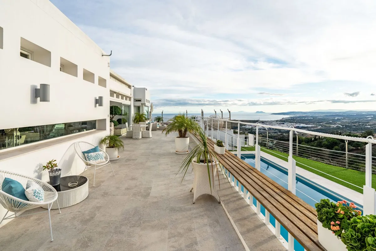 590821e1-ef56-4c62-bbd8-4bdd95a61469