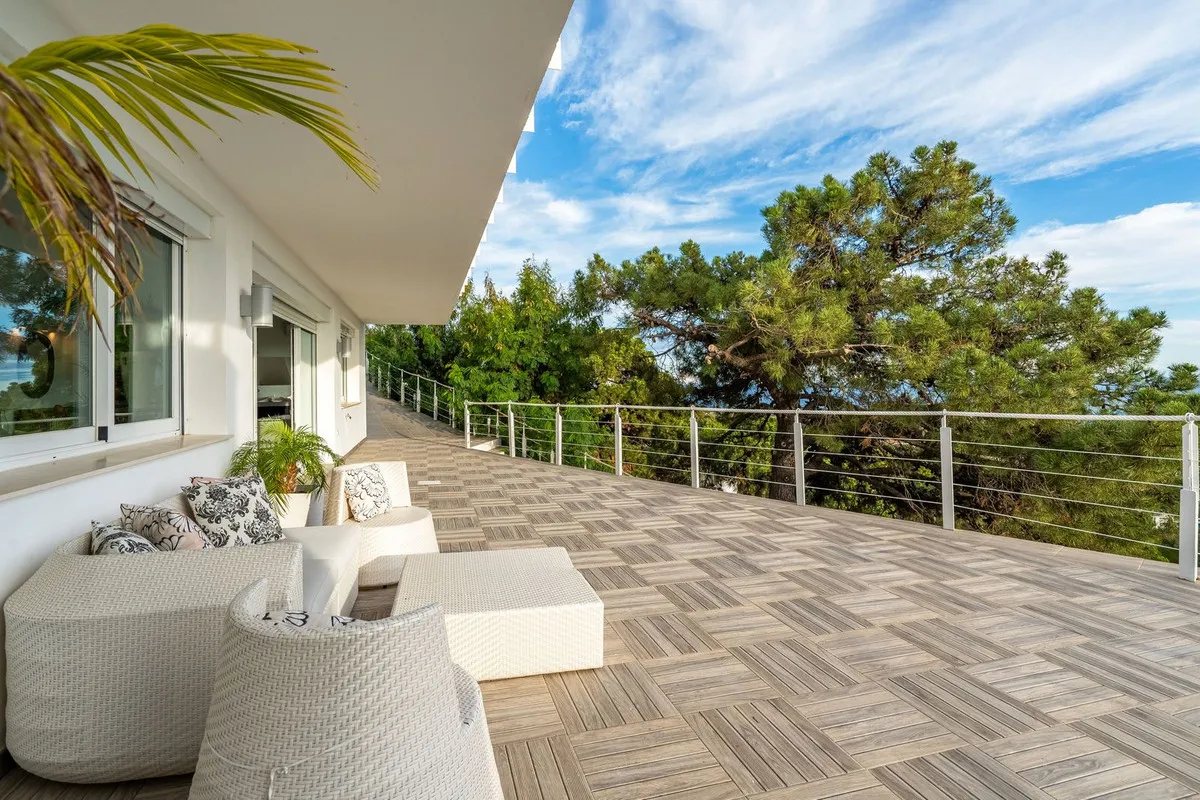 b9dbd529-243a-4513-8a4f-231edd9f876e