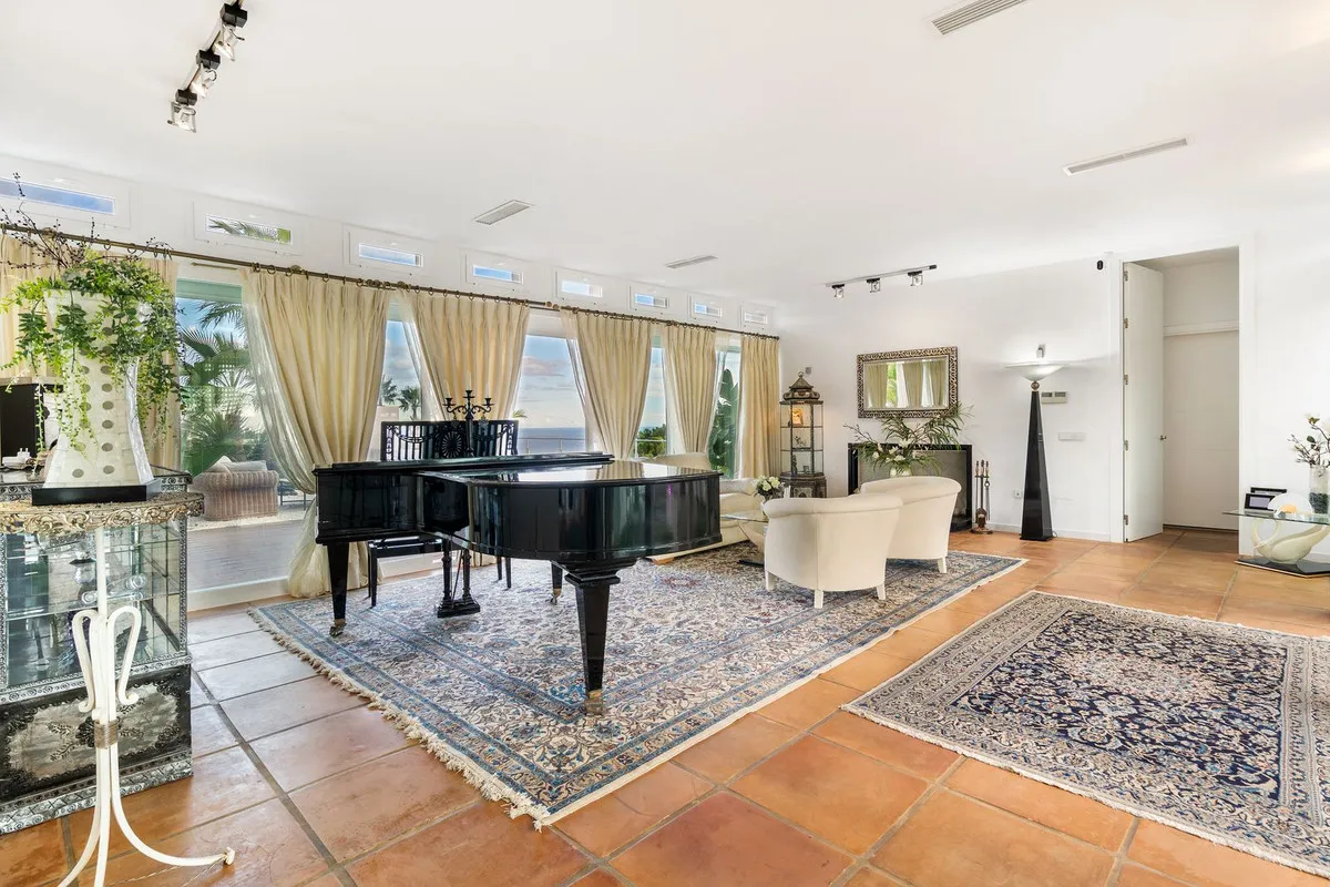 e53cfc37-ba2a-41e0-b9f9-8fbfe57ed660