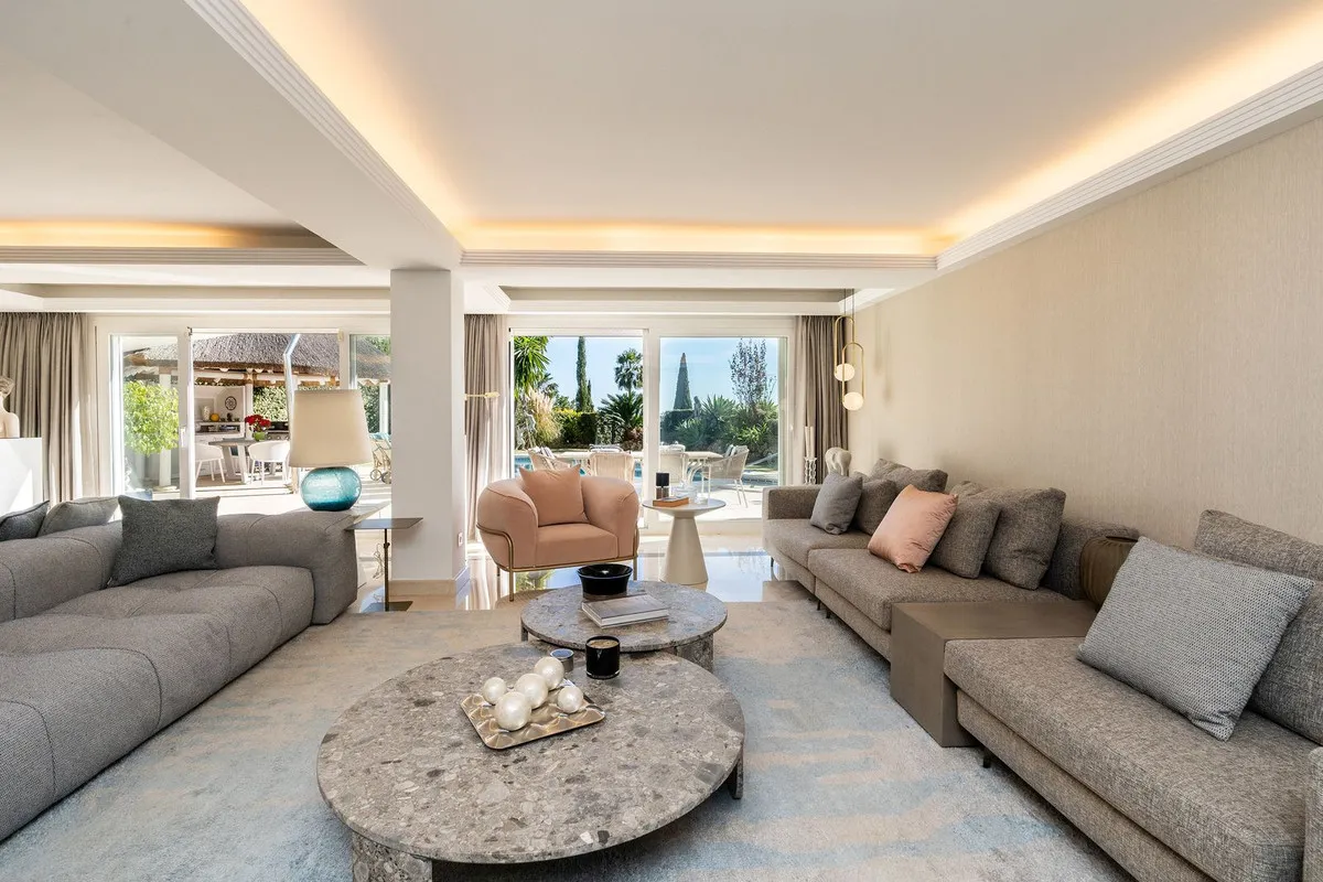 07c6b205-af8d-4dd6-8194-61800d442ea0