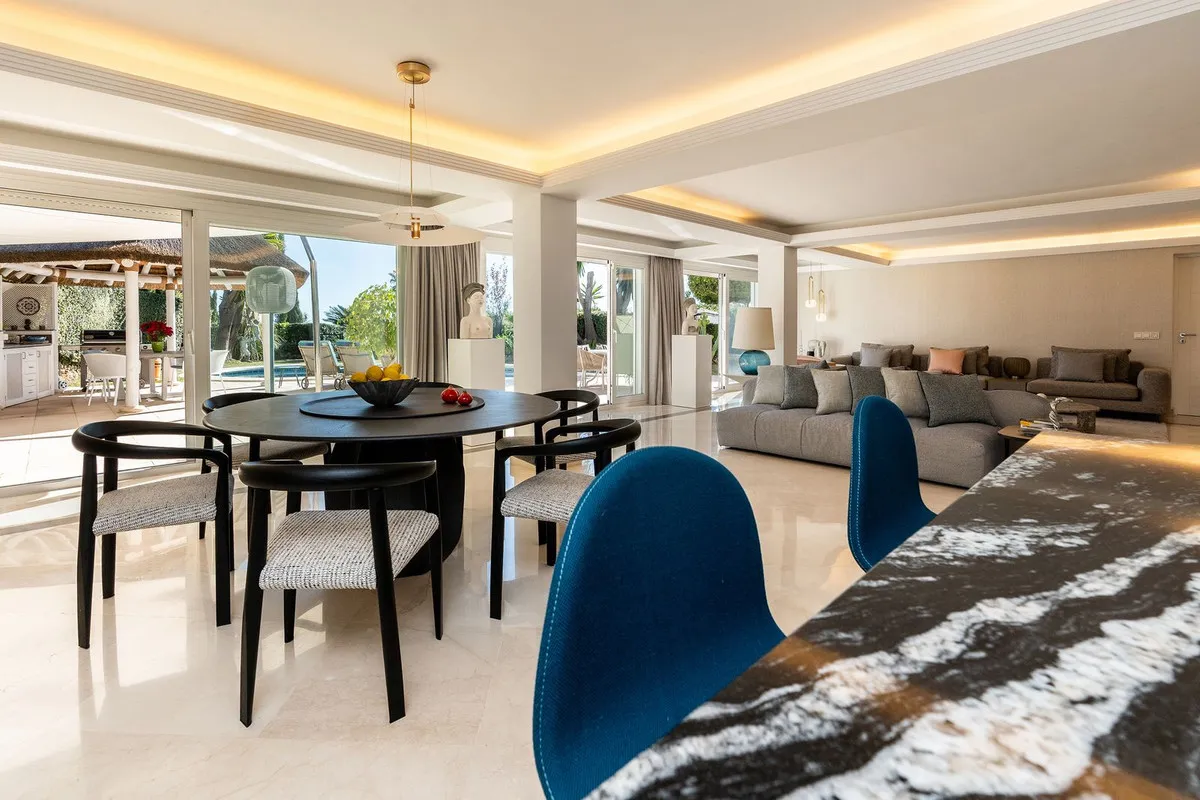 9e27a20a-5134-4ed0-b2f3-5c2fb6328115