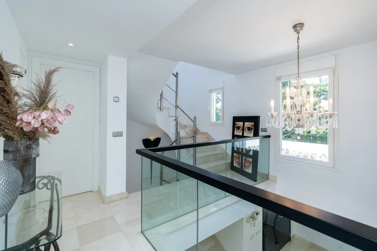 c21fc431-979d-4809-b29e-482da866ecd6