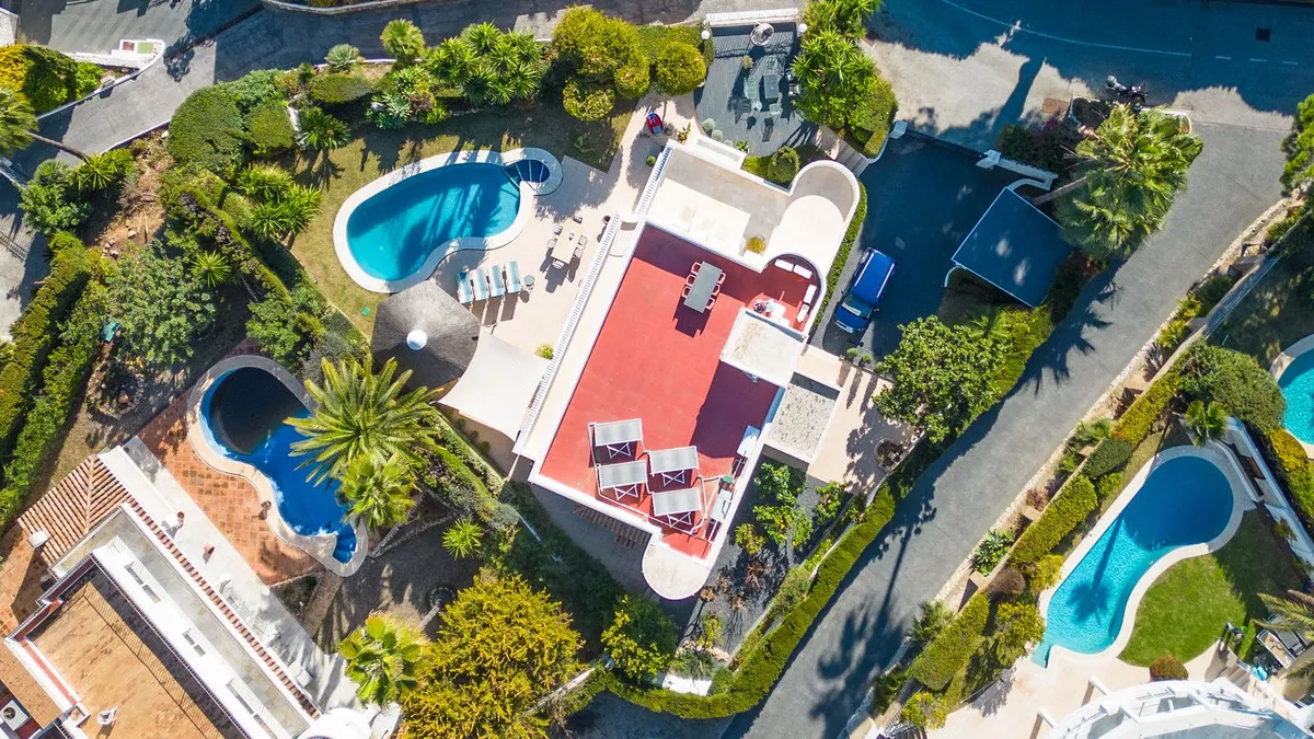 c34a4390-dec4-46b6-917a-746499d5d482