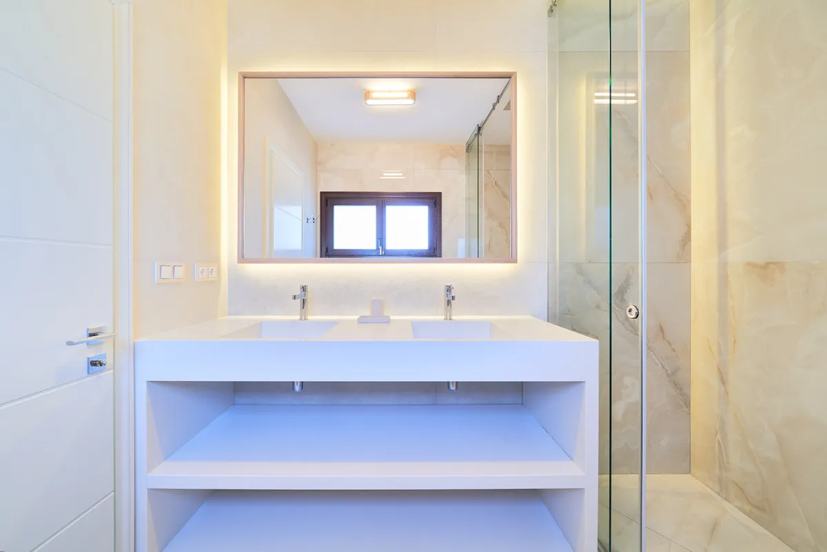 795b3b6d-696b-4a57-b49e-d8795b806a14