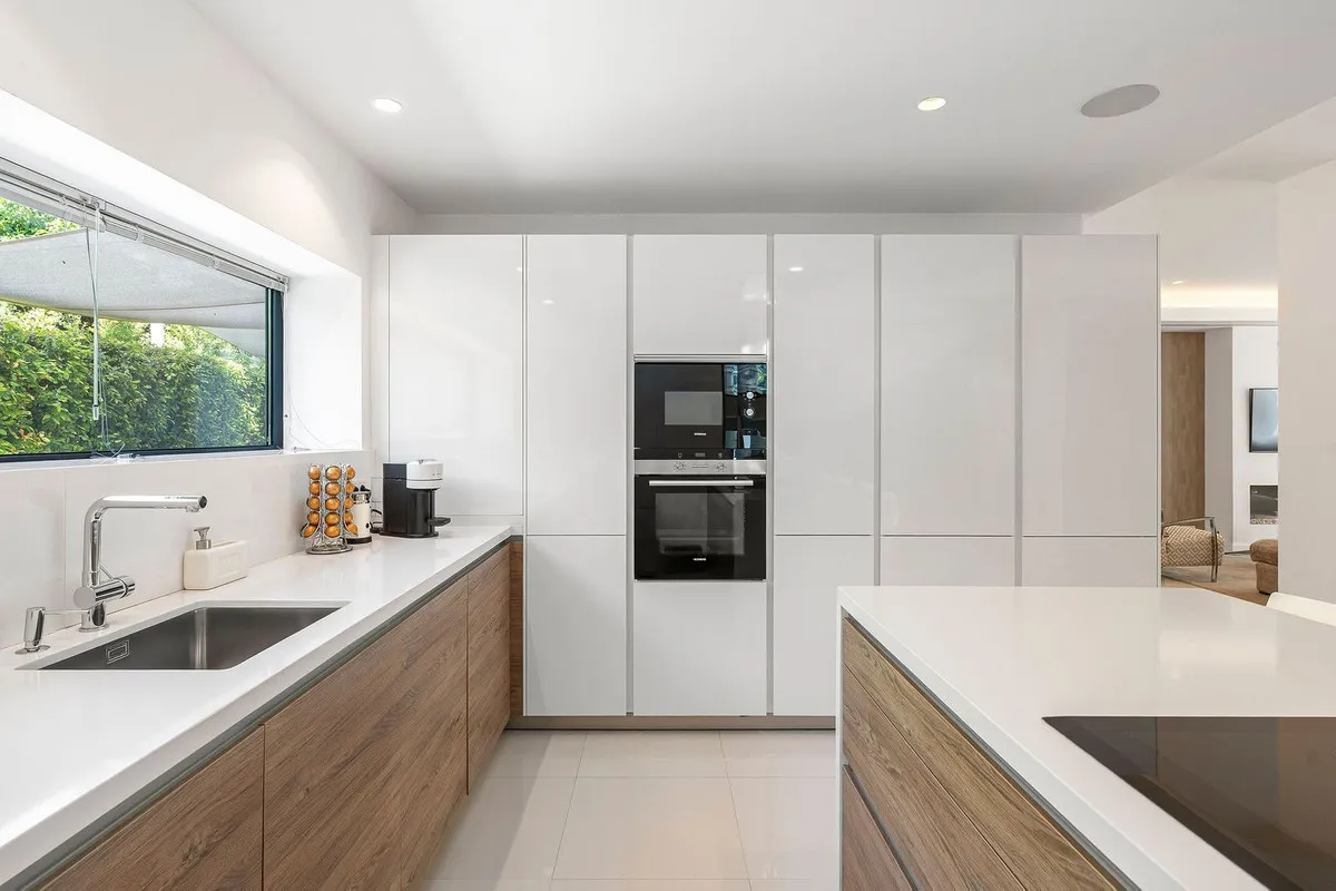 1cb9fb46-7734-4ce8-b747-1b4c73709bd4