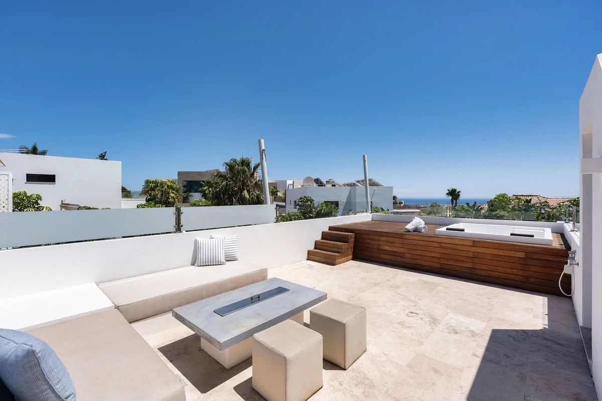 6befbc8e-e787-43cd-88d3-1ca1b607d0a3