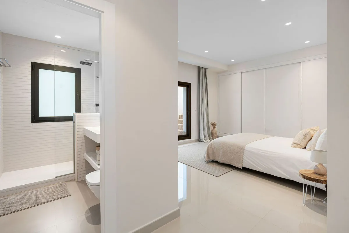 b24d46b9-9edc-4b56-acdb-630d82425df7